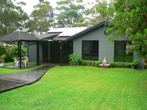 Waterfront Jervis Bay Escape Cooinda - Whitsundays Accommodation 2