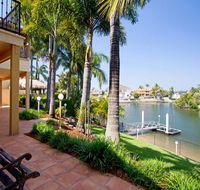 Waterfront Sorrento - Whitsundays Accommodation