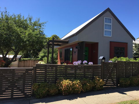 Daydream Cottage - Whitsundays Accommodation 5