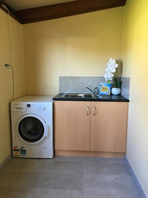 Red Ceder Cottage - Great Ocean Road - Port Campbell - Whitsundays Accommodation 28