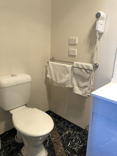 Avala Accommodation Daylesford - Whitsundays Accommodation 9