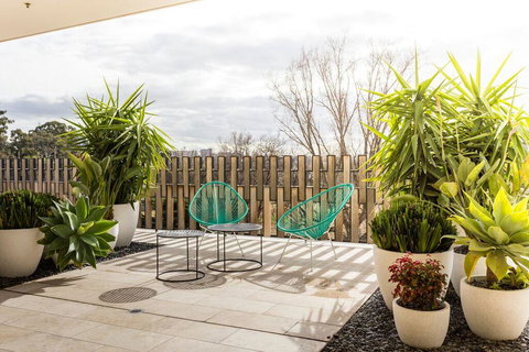 Complete Host 50 Claremont St Apartments - Whitsundays Accommodation 29