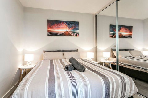 Complete Host 50 Claremont St Apartments - Whitsundays Accommodation 21