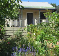 Walnut Cottage via Leongatha - Whitsundays Accommodation