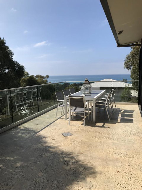 Lorne Sea View Terrace House - Whitsundays Accommodation 38