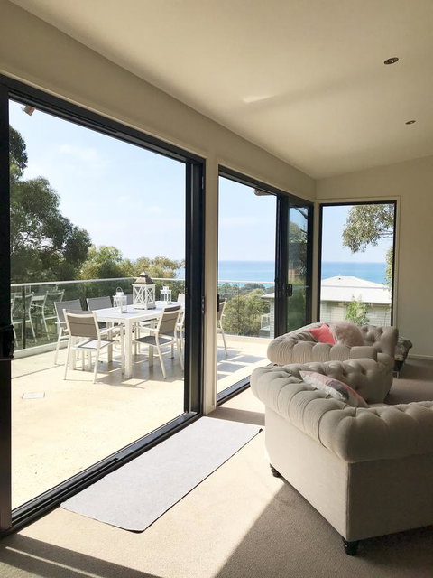 Lorne Sea View Terrace House - Whitsundays Accommodation 28