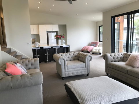 Lorne Sea View Terrace House - Whitsundays Accommodation 44