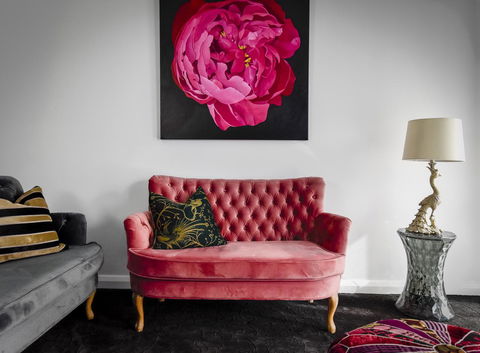 Daylesford Art Motel - Whitsundays Accommodation 1