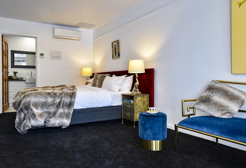 Daylesford Art Motel - Whitsundays Accommodation 10