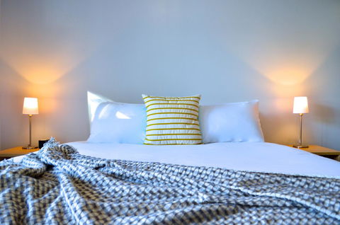 Mansfield Apartments - Whitsundays Accommodation 0