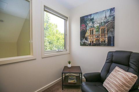 Amber Mist Villa Two - Whitsundays Accommodation 7