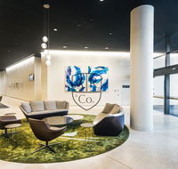 Stylish ApartmentNetflix - Whitsundays Accommodation