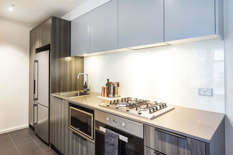 Stylish Apartment+Netflix - Whitsundays Accommodation 16