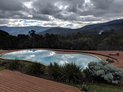 Kangaroo Manor - Whitsundays Accommodation 7