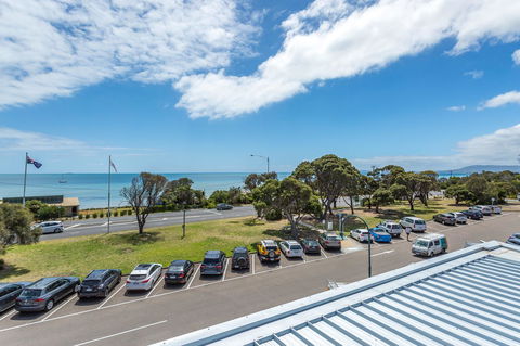 Blairgowrie Apartment 2 - On The Beach - Whitsundays Accommodation 13