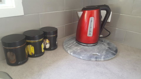 Juliet House - Whitsundays Accommodation 9