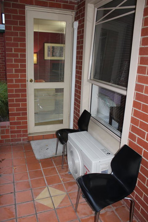 Australian Home Away @ Box Hill 2 Bedroom - Whitsundays Accommodation 12