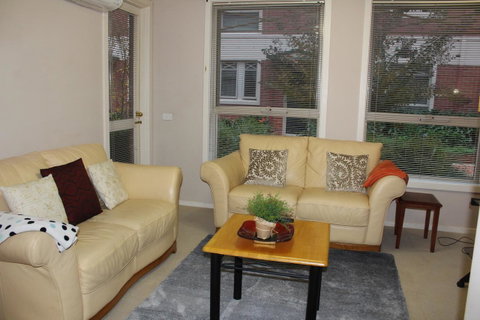 Australian Home Away @ Box Hill 2 Bedroom - Whitsundays Accommodation 5