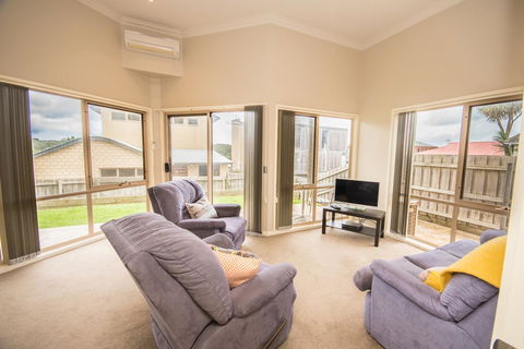 The Pitch - Whitsundays Accommodation 33