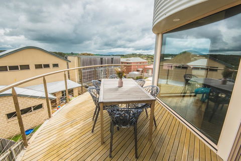 The Pitch - Whitsundays Accommodation 10