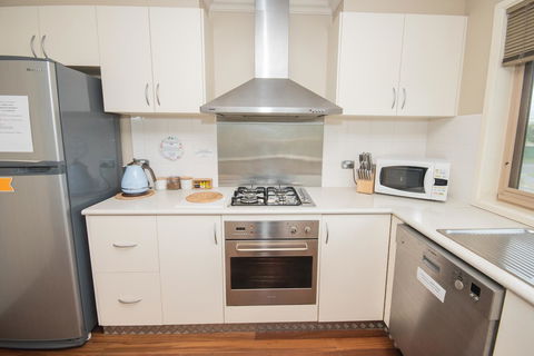 The Pitch - Whitsundays Accommodation 8