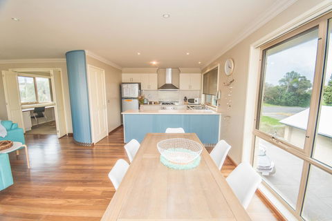 The Pitch - Whitsundays Accommodation 1