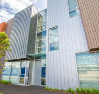 Docklands Waterfront Luxury Villa - Whitsundays Accommodation