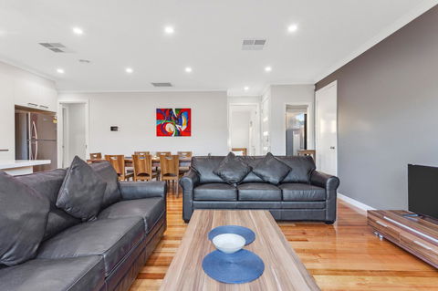 Biggs Villas Melbourne - Whitsundays Accommodation 19