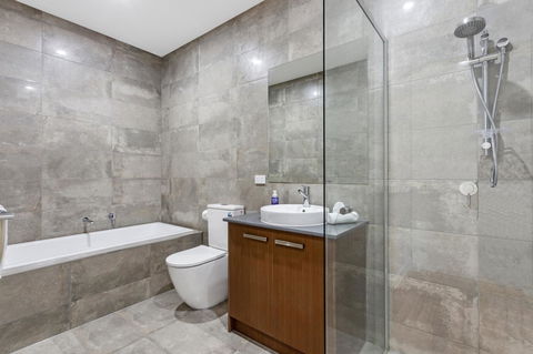 Biggs Villas Melbourne - Whitsundays Accommodation 5
