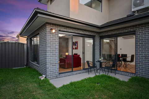 Biggs Villas Melbourne - Whitsundays Accommodation 12