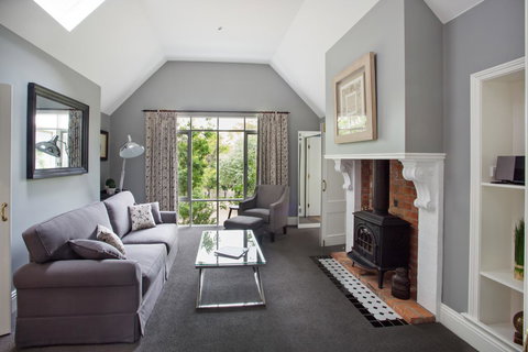 Oak Tree Lodge - Whitsundays Accommodation 24