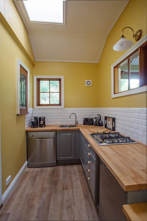 Oak Tree Lodge - Whitsundays Accommodation 26