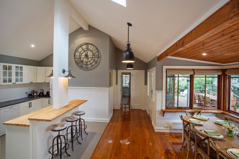 Oak Tree Lodge - Whitsundays Accommodation 7