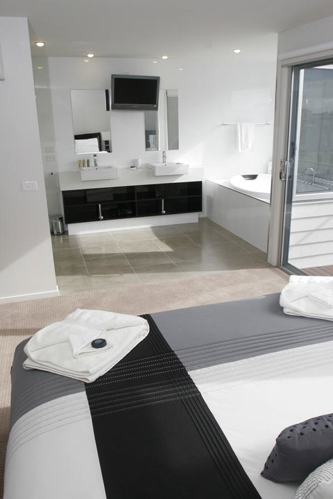 104 On Merri Apartments - Whitsundays Accommodation 5