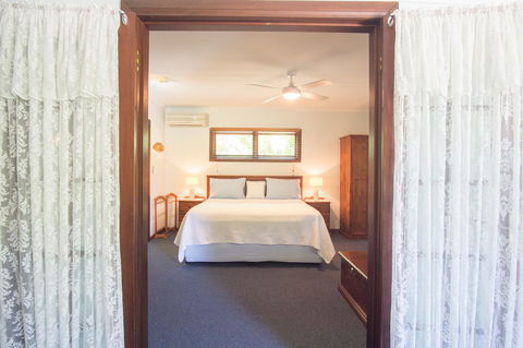 Debbie\'s Place - Whitsundays Accommodation 40