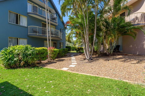 Rainbow Getaway Holiday Apartments - Whitsundays Accommodation 12