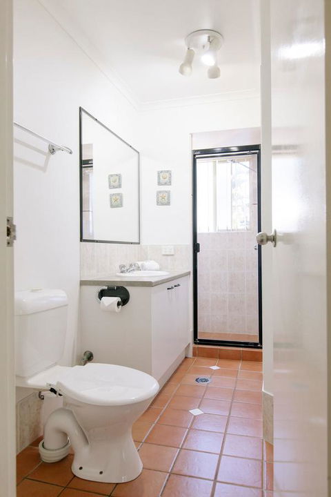 Rainbow Getaway Holiday Apartments - Whitsundays Accommodation 27
