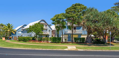 Rainbow Getaway Holiday Apartments - Whitsundays Accommodation 19