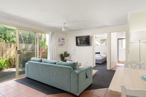 Rainbow Getaway Holiday Apartments - Whitsundays Accommodation 11