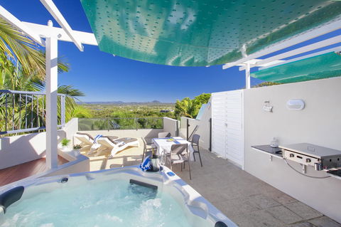 Noosa Blue Resort - Whitsundays Accommodation 1