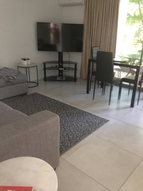 Chez Noosa Resort Motel - Whitsundays Accommodation 6