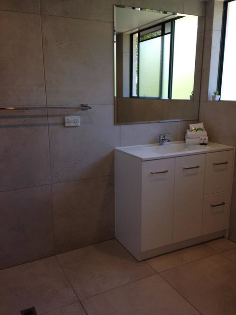 Chez Noosa Resort Motel - Whitsundays Accommodation 11
