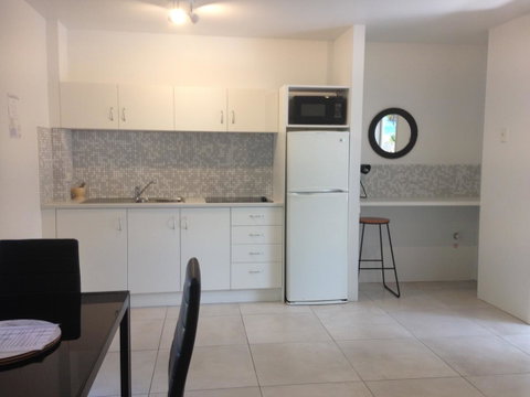 Chez Noosa Resort Motel - Whitsundays Accommodation 5