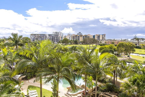The Mirage Resort Alexandra Headland - Whitsundays Accommodation 35