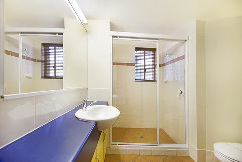 Whale Watch Ocean Beach Resort - Whitsundays Accommodation 5