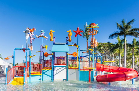 Oaks Sunshine Coast Oasis Resort - Whitsundays Accommodation 1