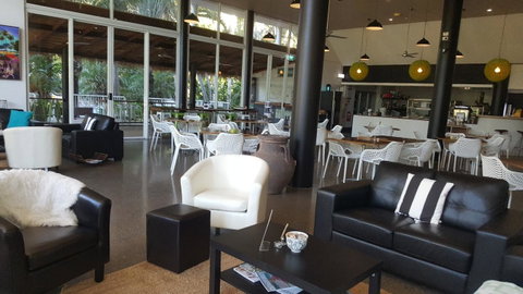 Sandcastles 1770 Motel & Resort - Whitsundays Accommodation 2