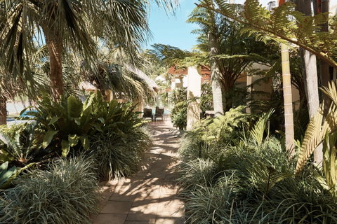 Sea Change Beachfront Apartments - Whitsundays Accommodation 19