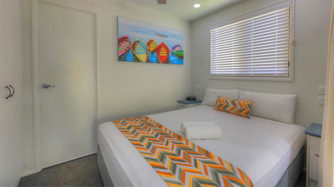 Alex Beach Cabins And Tourist Park - Whitsundays Accommodation 27