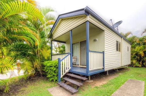 Alex Beach Cabins And Tourist Park - Whitsundays Accommodation 30